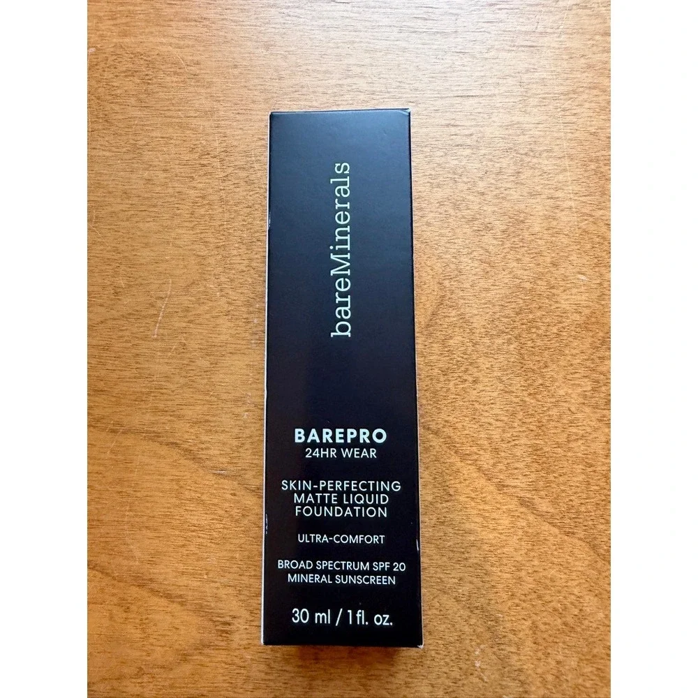 bareMinerals BAREPRO 24HR Matte Liquid Foundation SPF 20 Fair 15 Warm 1oz NEW